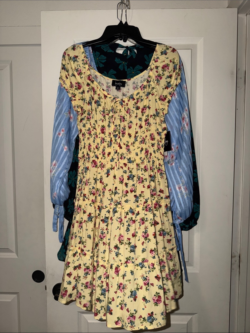 3 Mini Dresses Yellow Floral Casual Tiered Dress, Blue dress & black and green